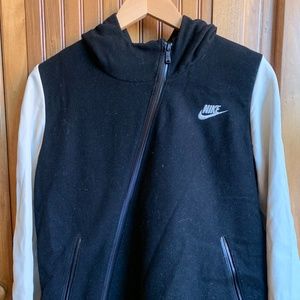 SAMPLE WOMENS NIKE WOOL & LEATHER JACKET